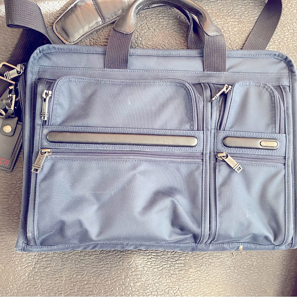 Tumi Mens work bag (Blue)